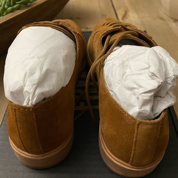 Frye shoes - Picture 3 of 5